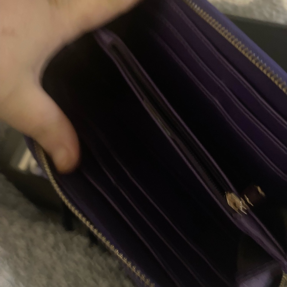 Wallet - Picture 2 of 3